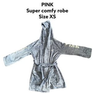 ‼️SALE ‼️ Victoria’s Secret PINK comfy robe size XS ♥️
